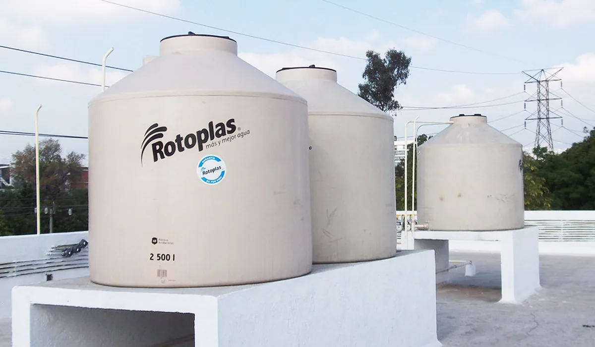 Tanques de agua Rotoplas para obras e instalaciones domiciliarias – venta en José León Suárez, CABA y GBA – Sanitarios Márquez